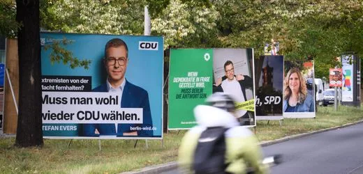 Wahl in Berlin: Linke und CDU liefern sich Kopf-an-Kopf-Rennen