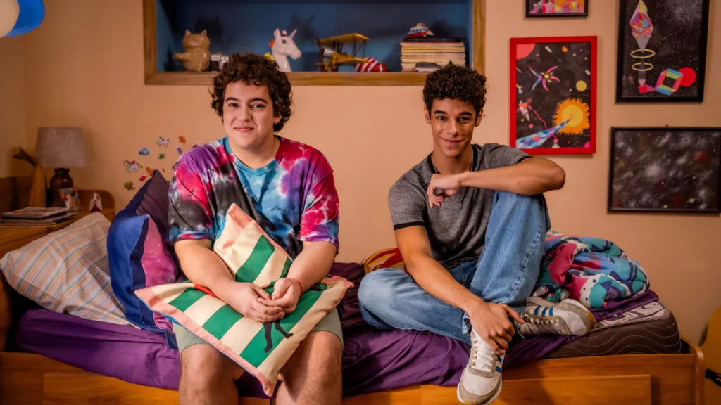 Conheça o novo romance brasileiro gay que chegou ao streaming!