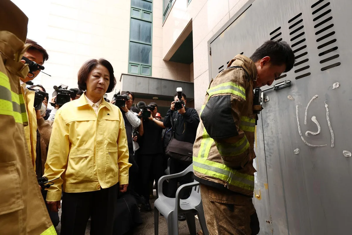추미애 “소방관 순직 비통”…국힘 “석고대죄하라”