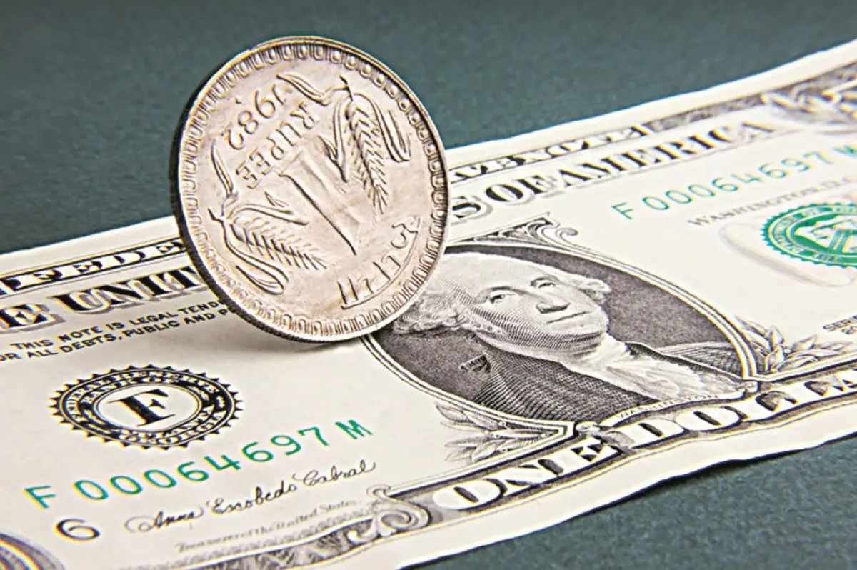 Rupee rises 26 paise to 94.96 against US dollar during early trade