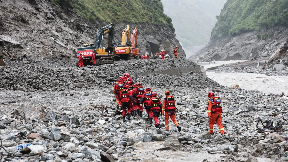 Nepal resumes flood rescue, seeks technical help and billions of dollars