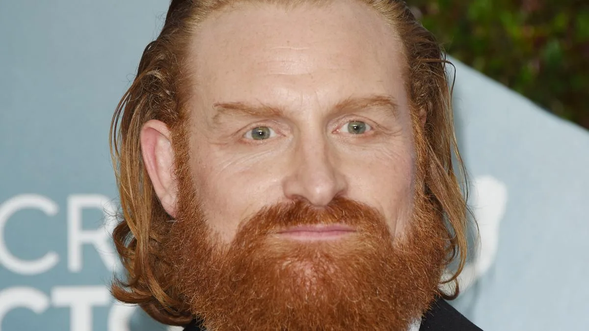 Kristofer Hivju to star in rom-com with Frida Hallgren