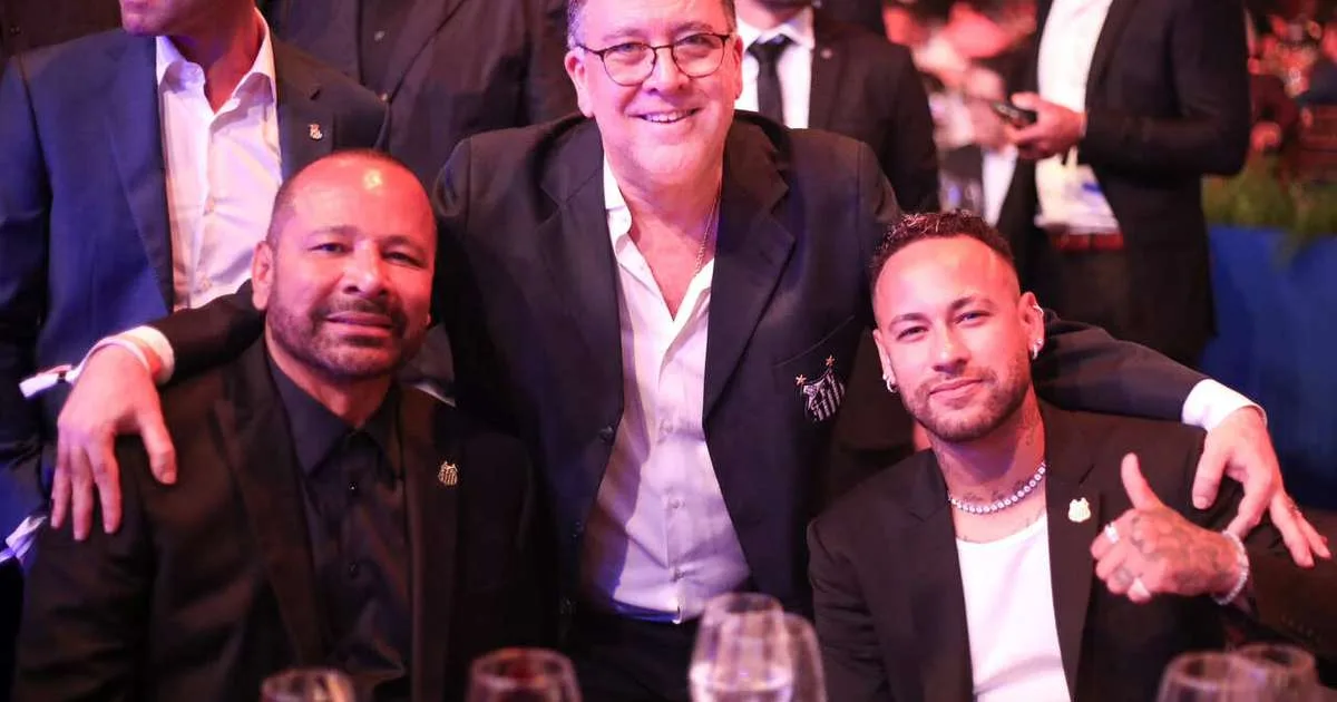 Santos perde quase R$ 20 milhões com saída de patrocinadores no uniforme