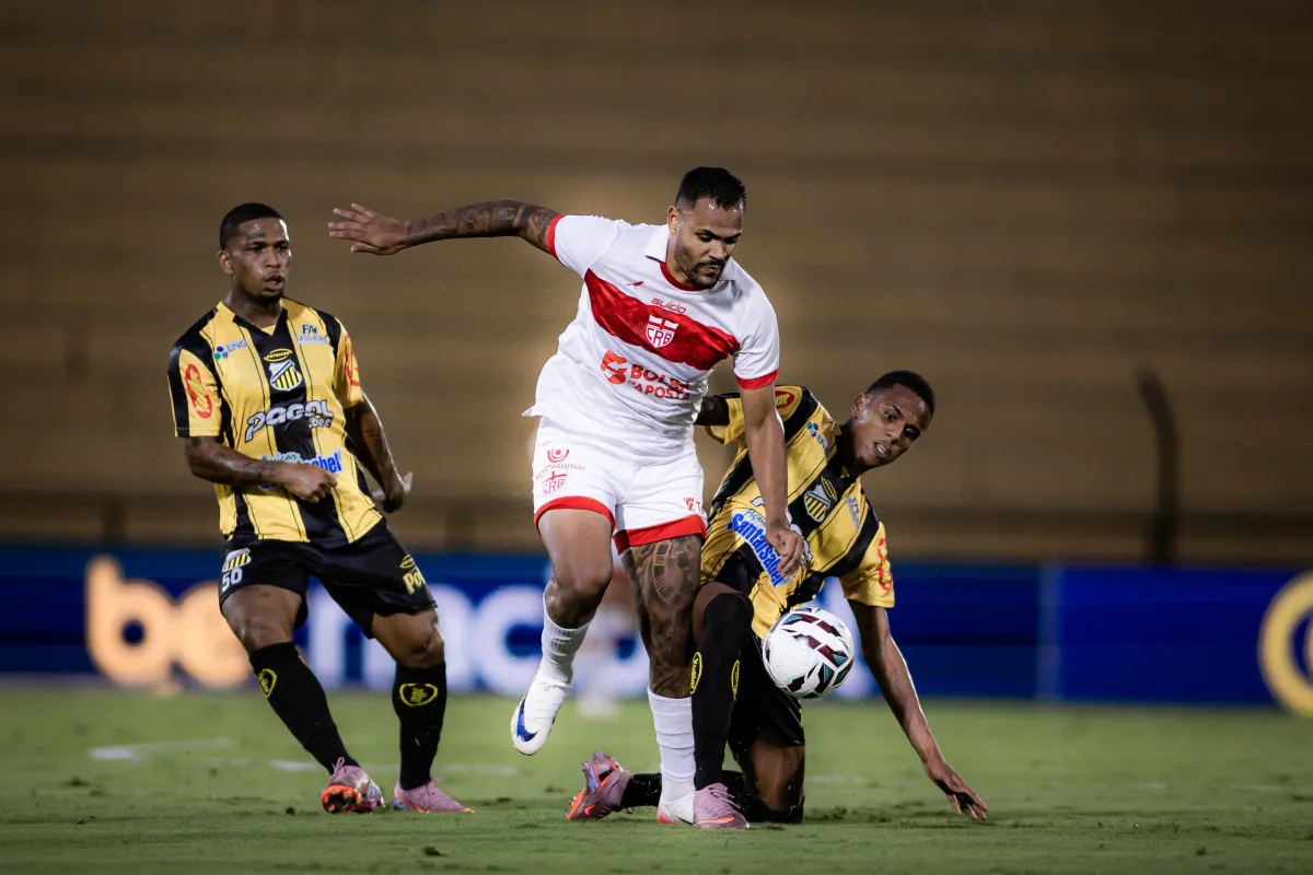 CRB x Novorizontino: prováveis escalações e onde assistir ao jogo pela Série B