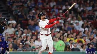 MLB: Willson Contreras no perdonó este error y mandó la pelota a las gradas en Texas