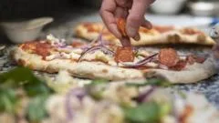 Overcooked? Why robotic pizza makers are failing