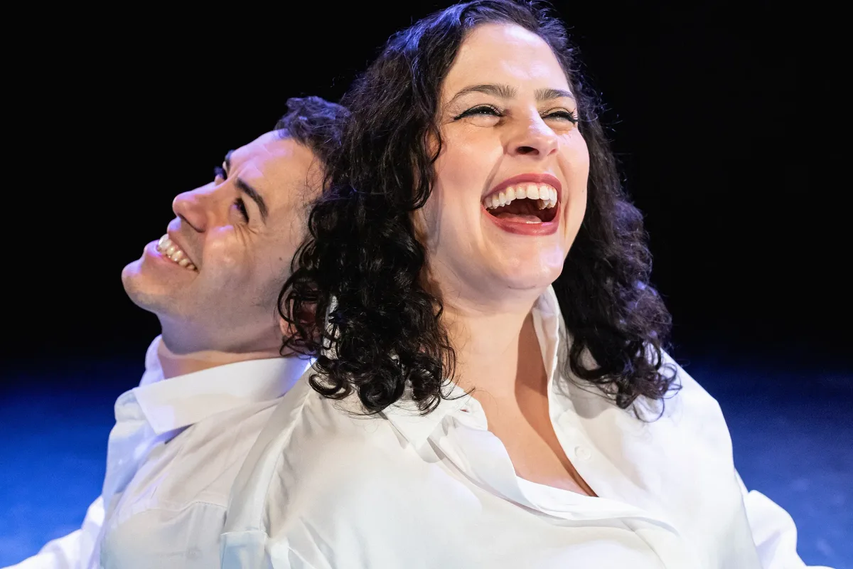 Teatro sobre adoção abre semana de espetáculos, música, literatura e artes visuais no RS