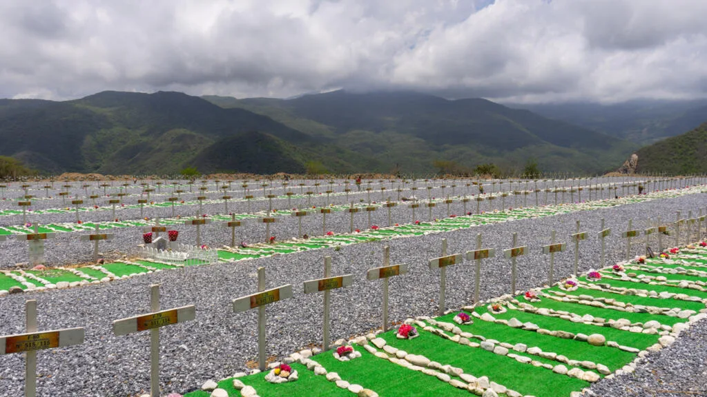 Venezuela: um cemitério para os mortos que ninguém veio reconhecer