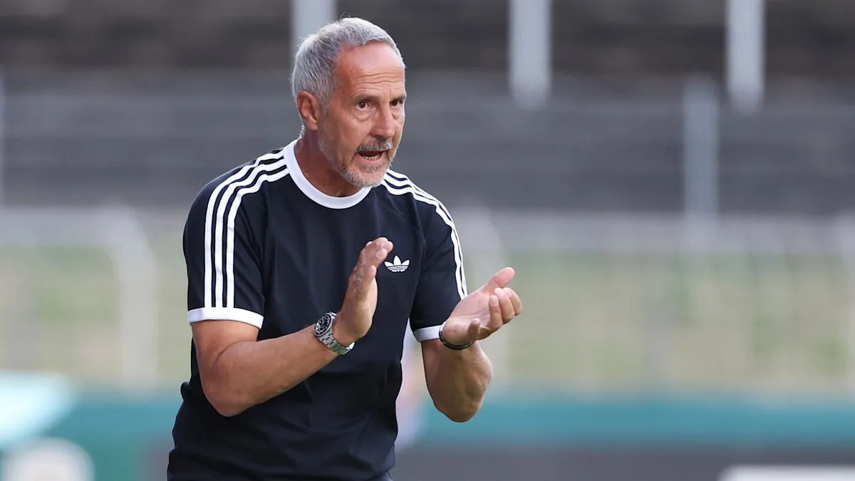 5 Tage vorm Deadline Day - Hütter macht Eintracht-Boss Krösche Transfer-Druck