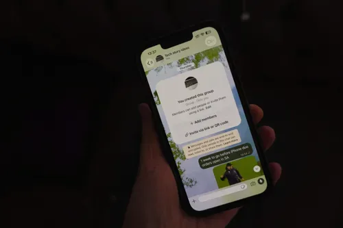 How to turn WhatsApp groups into the ultimate personal note-taking tool