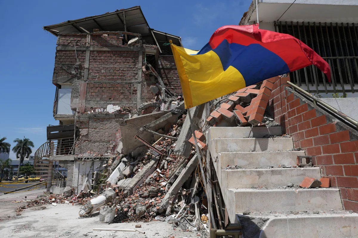 Aumentó a 319 la cifra de fallecidos por el terremoto que golpeó a Colombia