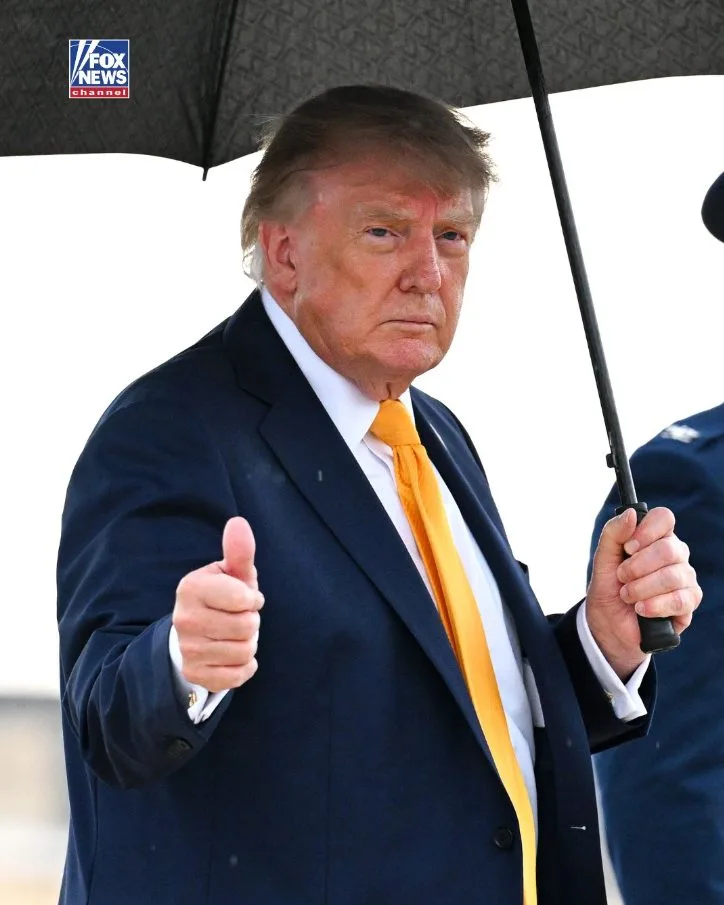 Trump cambió de look tras un posible accidente con su tinte (FOTOS)
