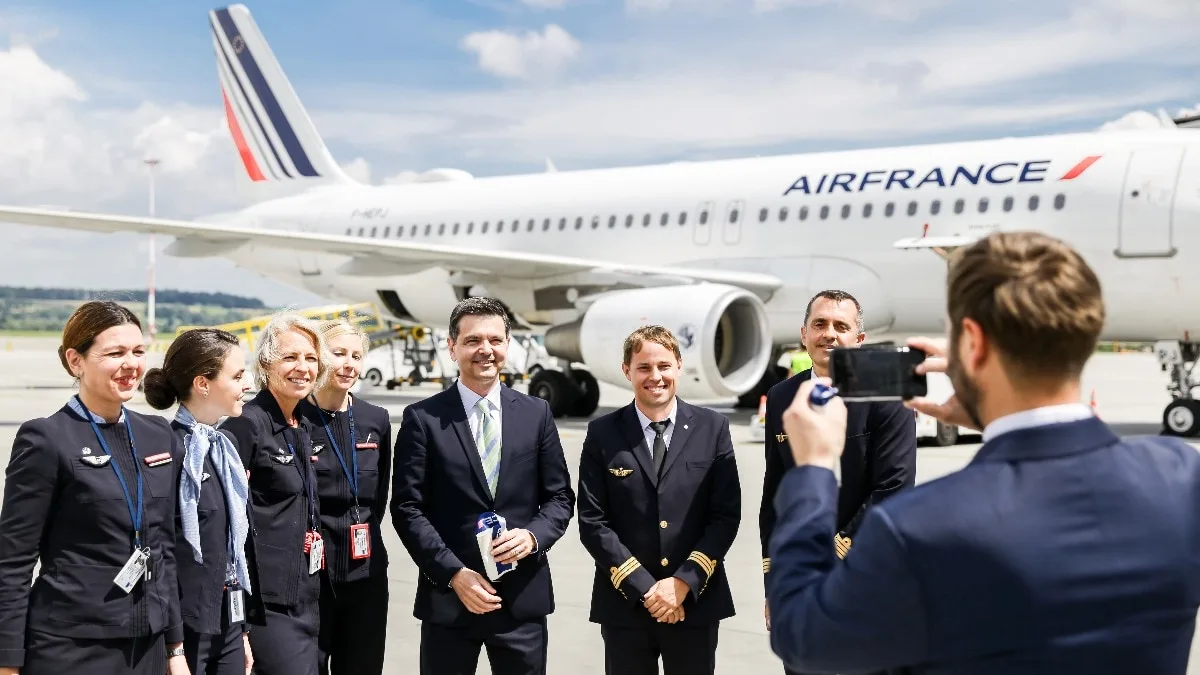 Air France bans Pakistani pilots from Israel flights. More airlines to follow suit?
