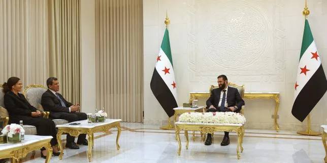 En Syrie, la dissolution des FDS scelle la fin de l’autonomie des Kurdes