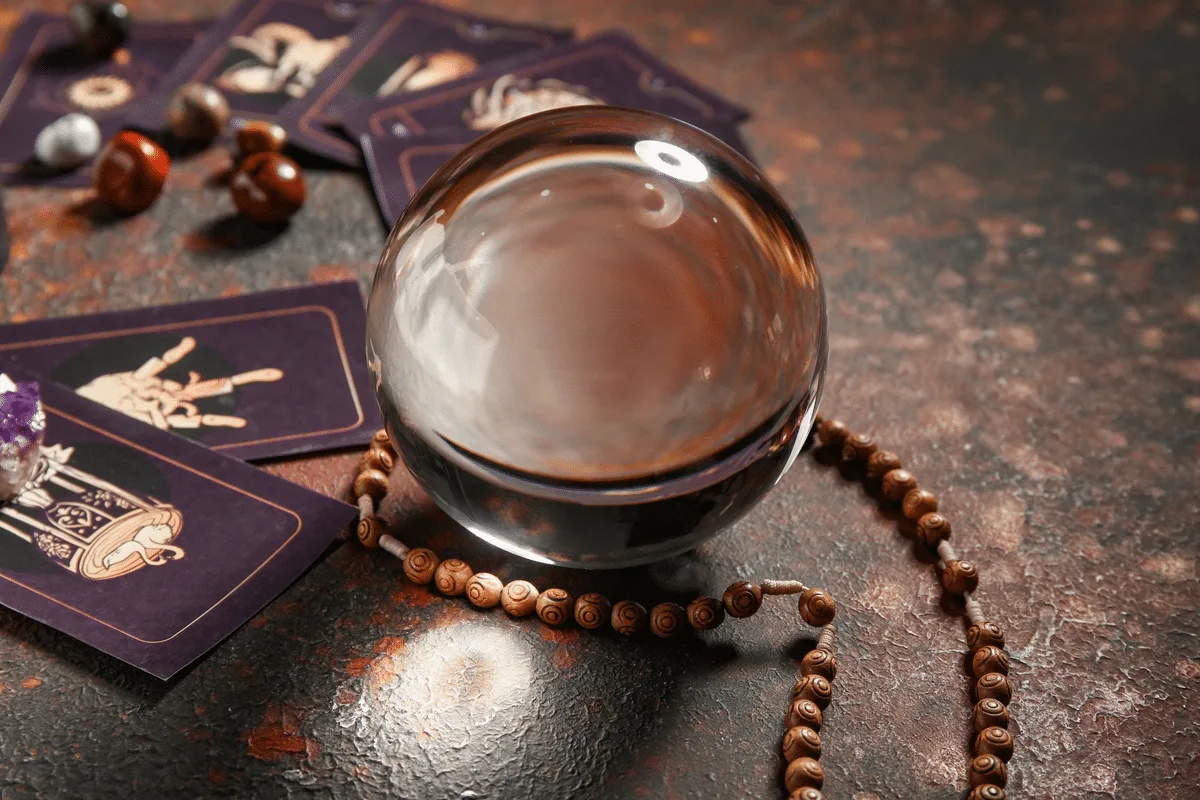 Tarot do dia: previsão para os 12 signos em 18/10/2026