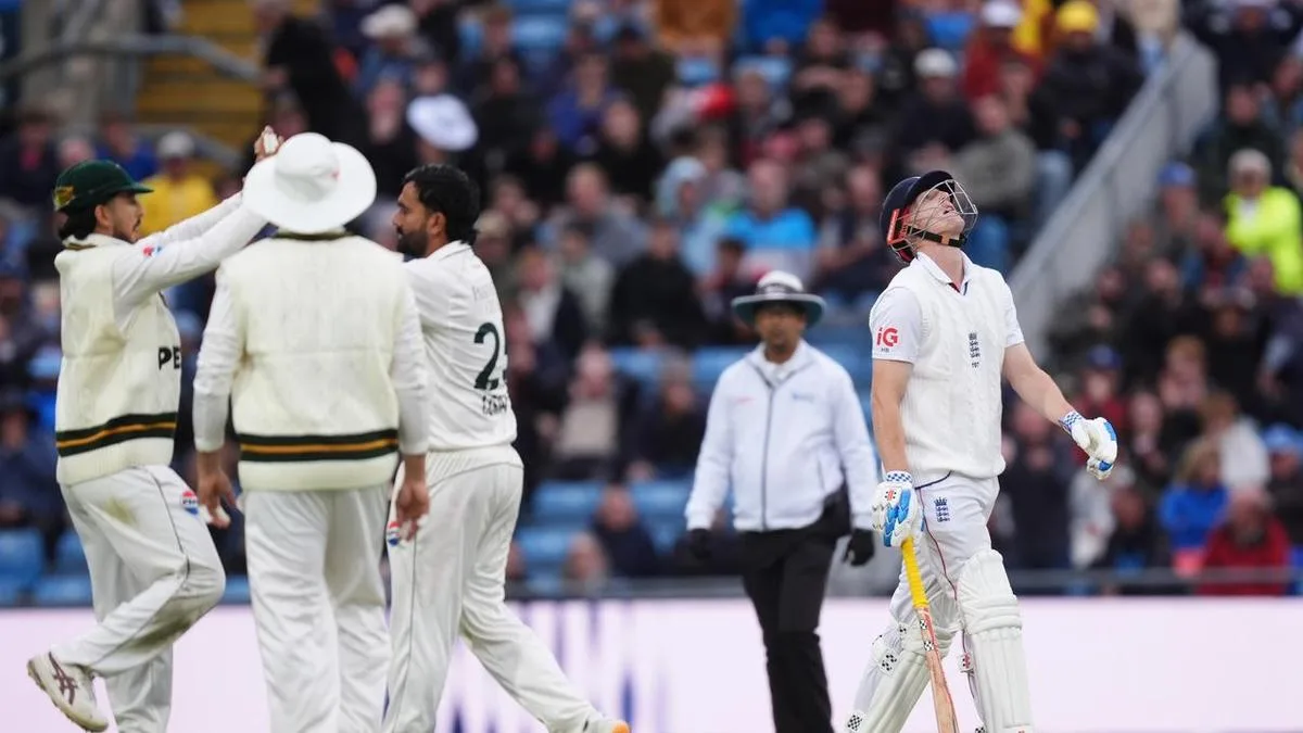 Brook misses ton but helps England dominate Pakistan