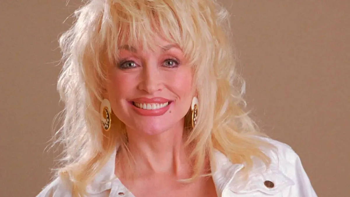 Dolly Parton's Top 10 greatest hits - WATCH