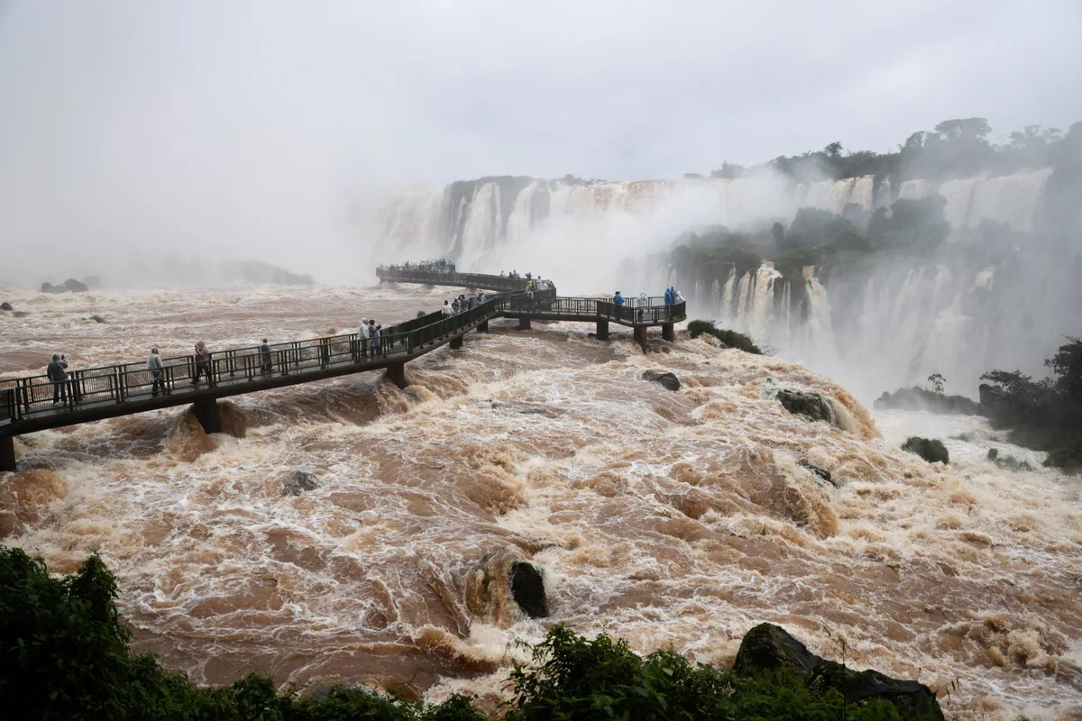 Tras la impactante crecida, anunciaron la reapertura de las Cataratas del Iguazú