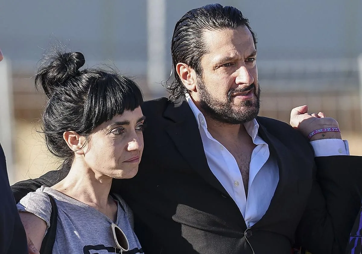 Rafael Amargo y su pareja, detenidos por agredir a un intruso en su casa y morder a un policía