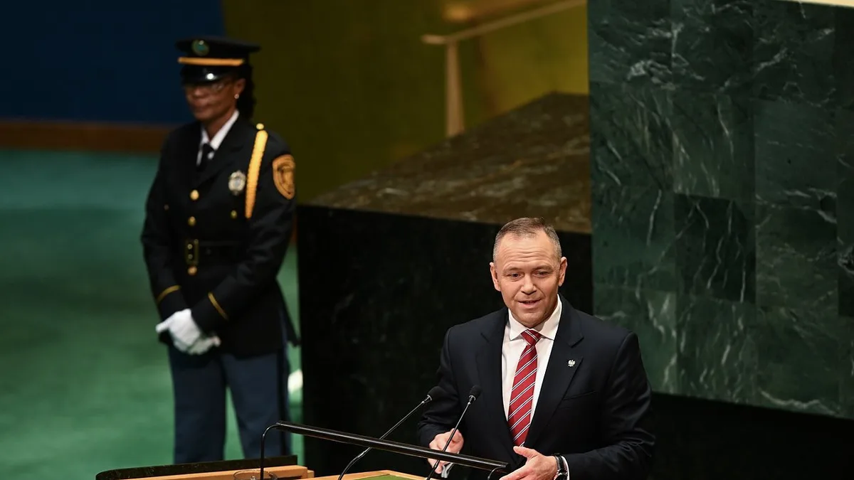Polónia quer evitar guerra com a Rússia apesar das ameaças