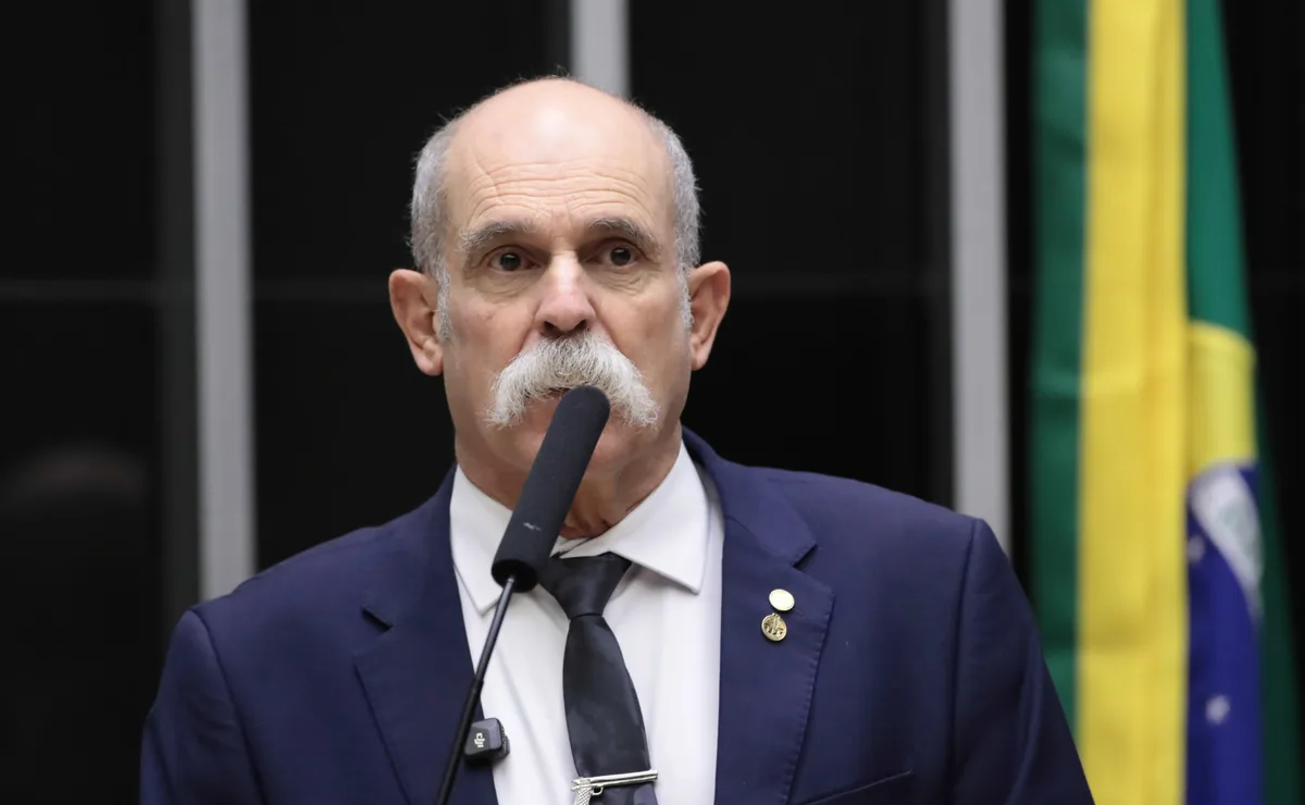Sargento Fahur diz que situação de Moraes está “insustentável”