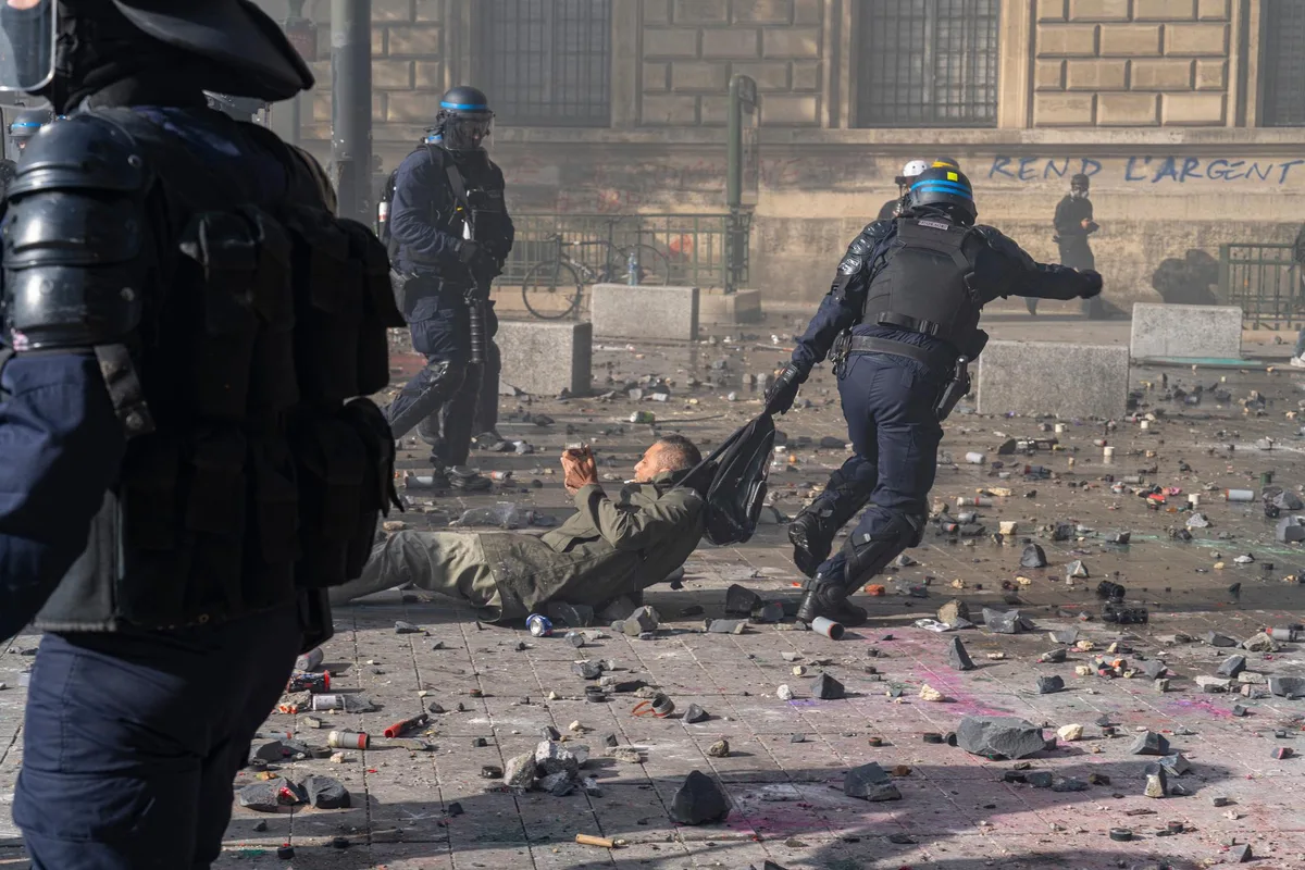 Interpellations, magasins saccagés… Les chiffres de la journée du 17 octobre