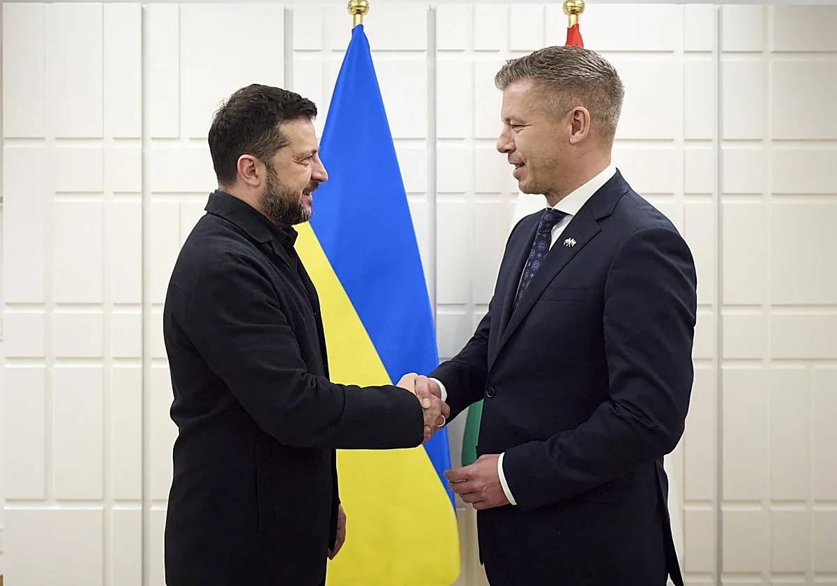 Zelenski califica de «muy buena» su primera reunión con el primer ministro húngaro, Peter Magyar