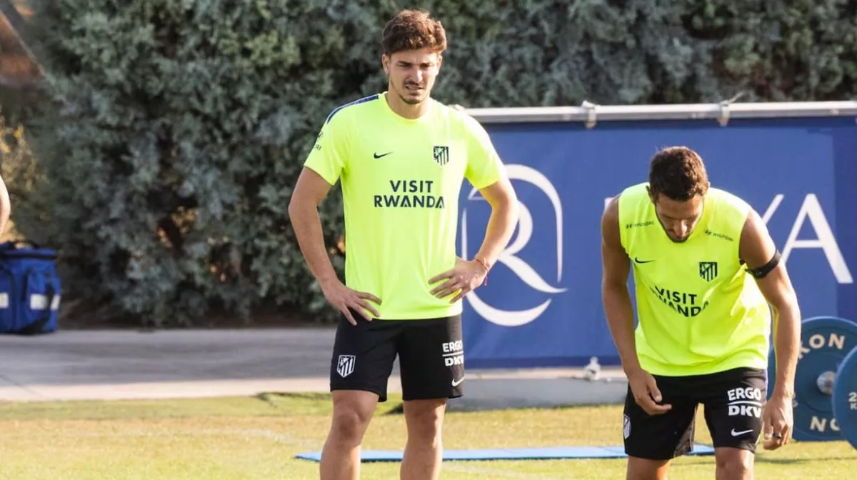 Julián Álvarez no entrenó en el Atlético de Madrid: qué le pasó y cómo impacta en el cierre del mercado de pases