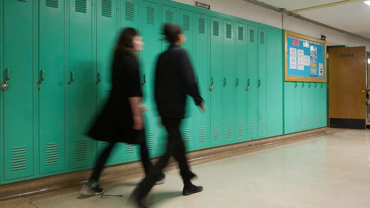 Ontario mental health providers stretched thin ahead of return to school