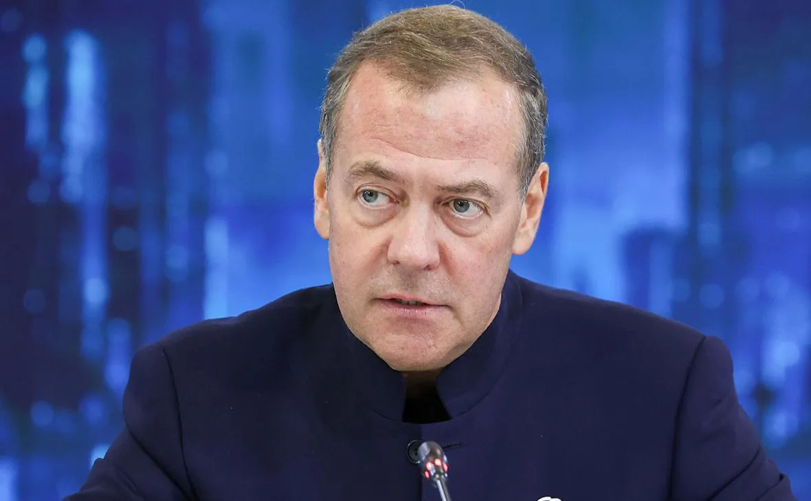 Медведев обвинил Ле Пен в русофобии из-за реакции на дело «Ашана»