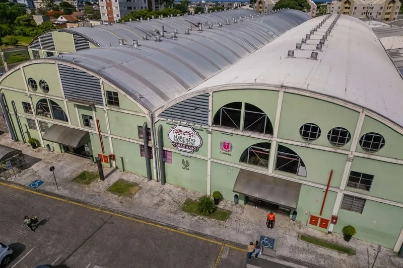 Mercado Municipal do Capão Raso de Curitiba tem atividades para crianças neste sábado