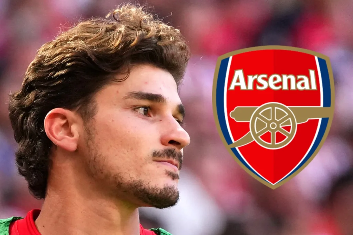 Julian Alvarez 'open to Arsenal move' as shock transfer clause emerges