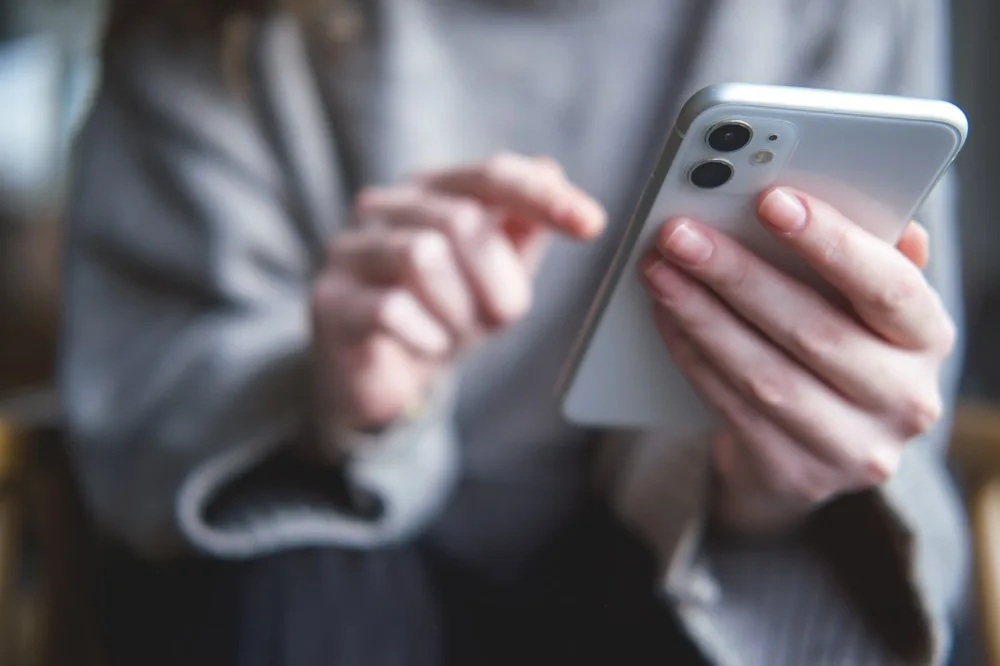 SUS passa a oferecer teleatendimento em saúde mental para mulheres em situação de violência