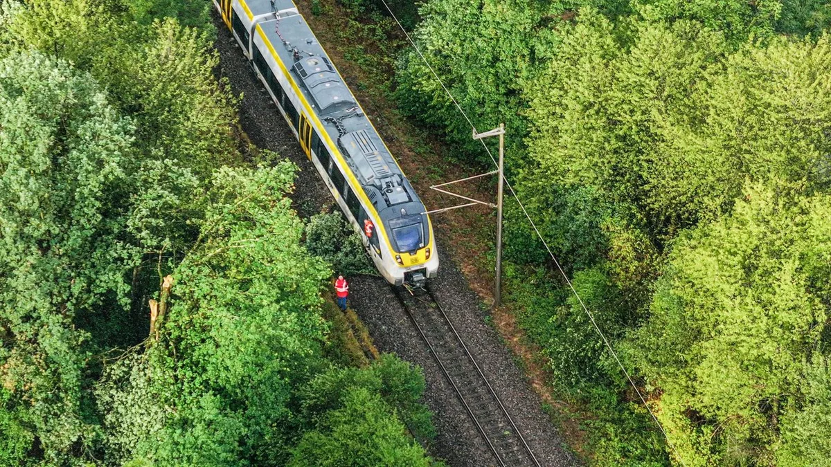 Streckensperrungen: Unwetter behindern Bahn - Strecken gesperrt