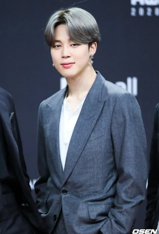 BTS 지민, 이래서 세계가 열광하나…공연 중 난치병 소녀에 볼 뽀뽀 ‘감동'