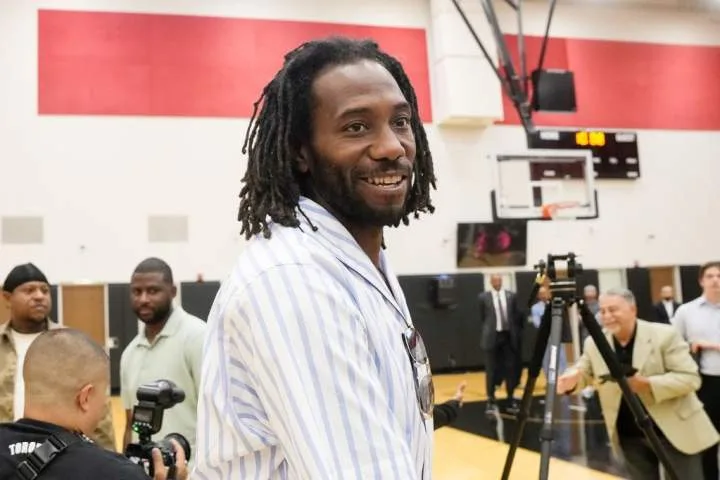 NewsAlert: Raptors confirm extension for Leonard