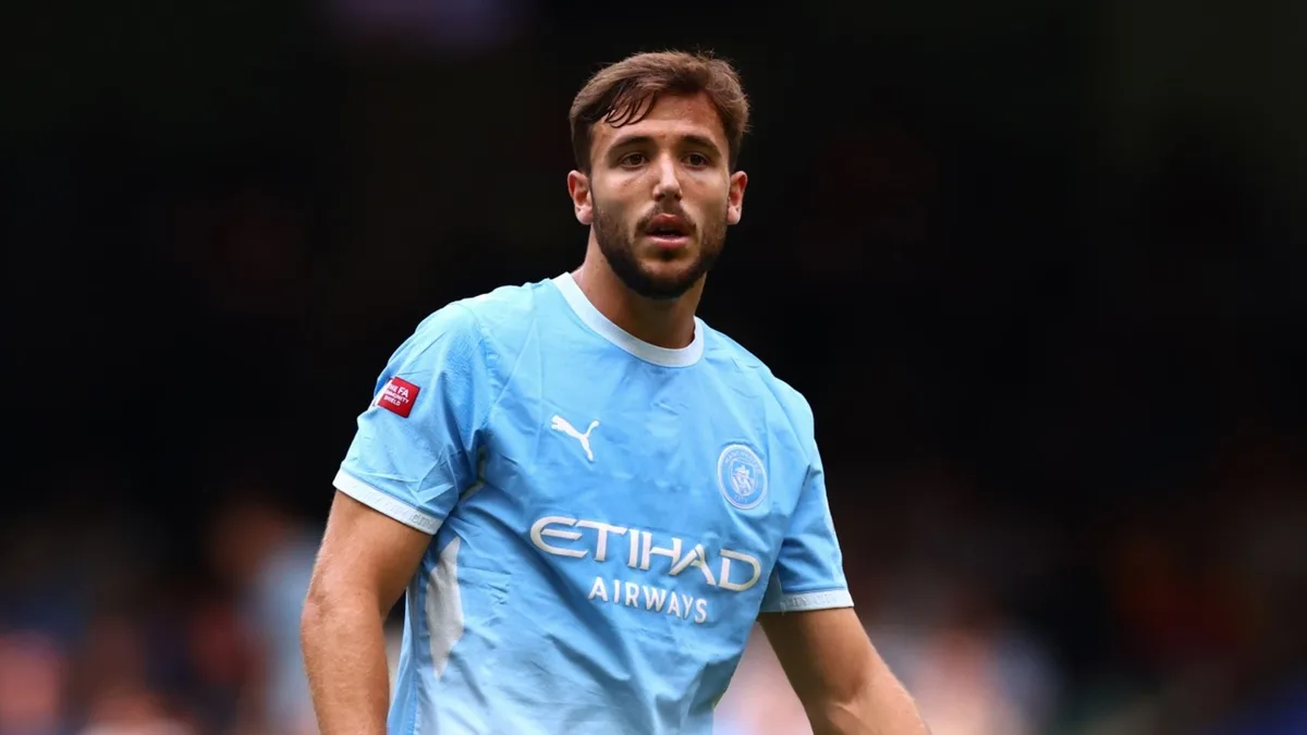 Newcastle sign Gonzalez from Man City