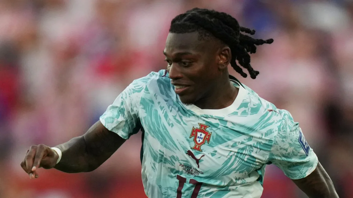 Villa make 'serious' approach to sign Leao from AC Milan