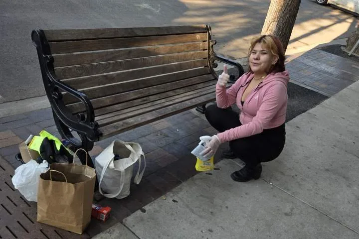 Saskatoon woman volunteers to clean benches downtown