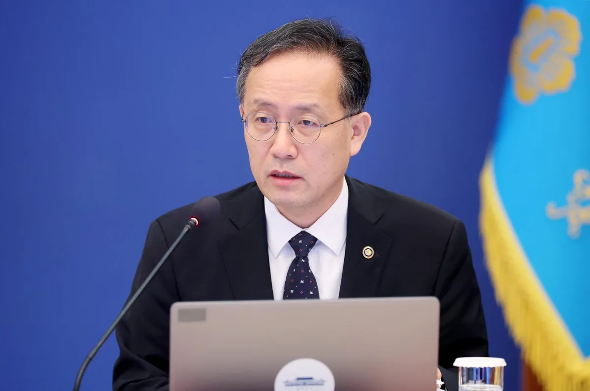 李, 이형일에 뼈있는 농담…“추석물가 못 잡으면 장관지명 취소”
