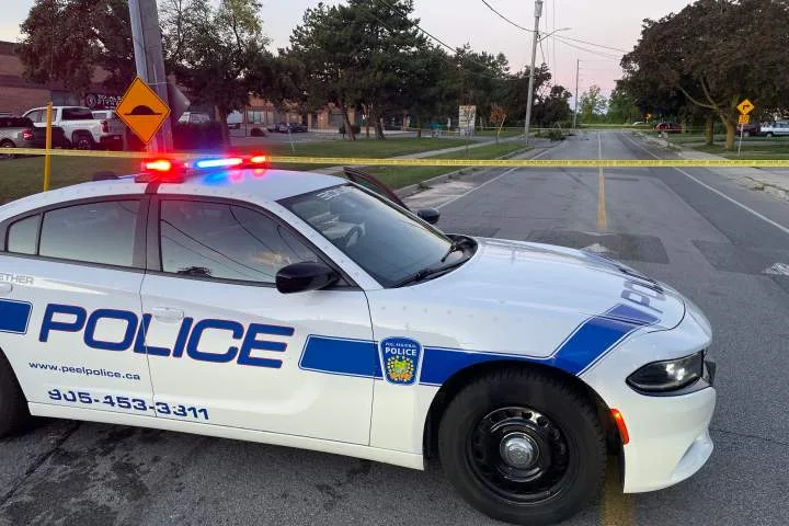 Single-vehicle crash causes power outage in Brampton