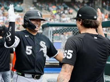 Murakami hits go-ahead 7th-inning homer as White Sox sweep Tigers with 7-5 win