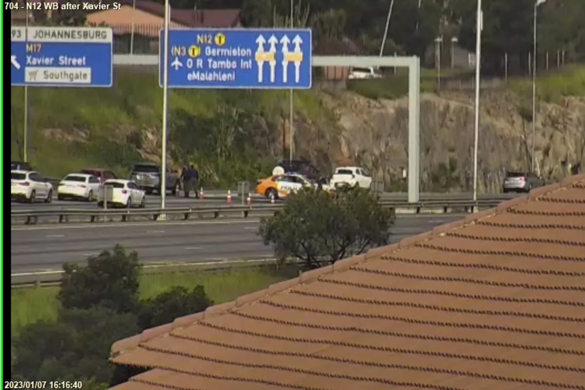 N12 freeway closed due to protest