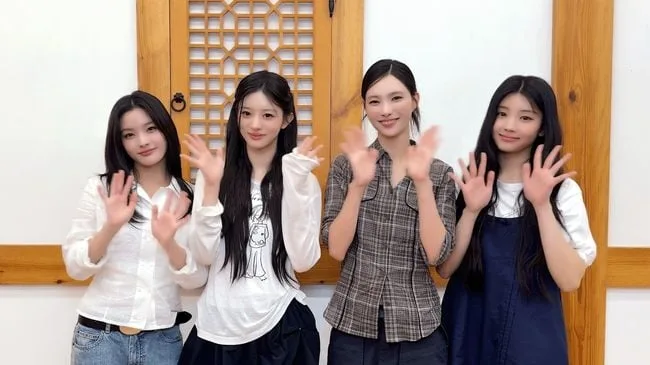 "우리가 글릿의 보름달" 아일릿, 훈훈한 추석 인사→10월 컴백 예열