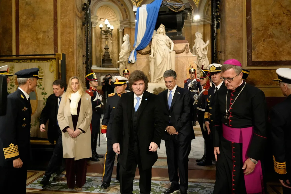 El Gobierno convocó a la Iglesia a una reunión para coordinar la visita del papa León XIV