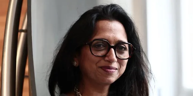 Portrait de l’écrivaine Nathacha Appanah à travers un questionnaire serré sur ses lectures passées, présentes et à venir