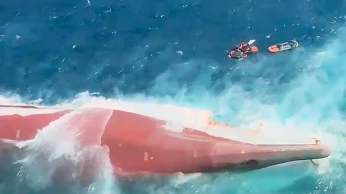 Rescuers to right capsized Indonesian ship, 129 missing
