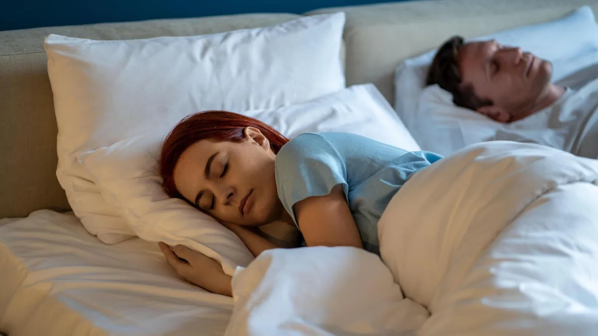 Fast jeder vierte Erwachsene schläft zu wenig
