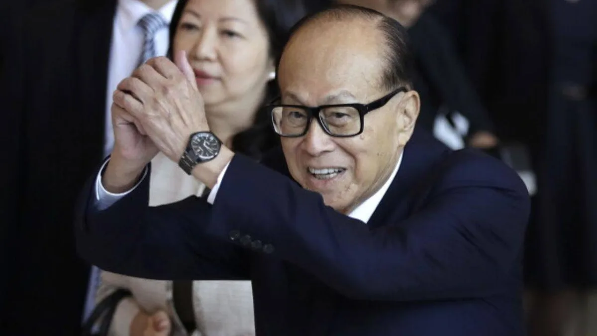 Quote of the day by Li Ka-shing: "You can believe in Fung Shui if you want, but ultimately people control…"