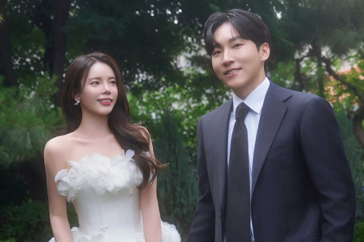 Former Gavy NJ Member Gunji Announces Marriage With Beautiful Photos